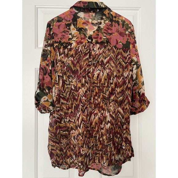 Fig And Flower Blouse Button Down Shirt Shear Roll Tab Sleeve Size 1x NWT - Picture 12 of 13